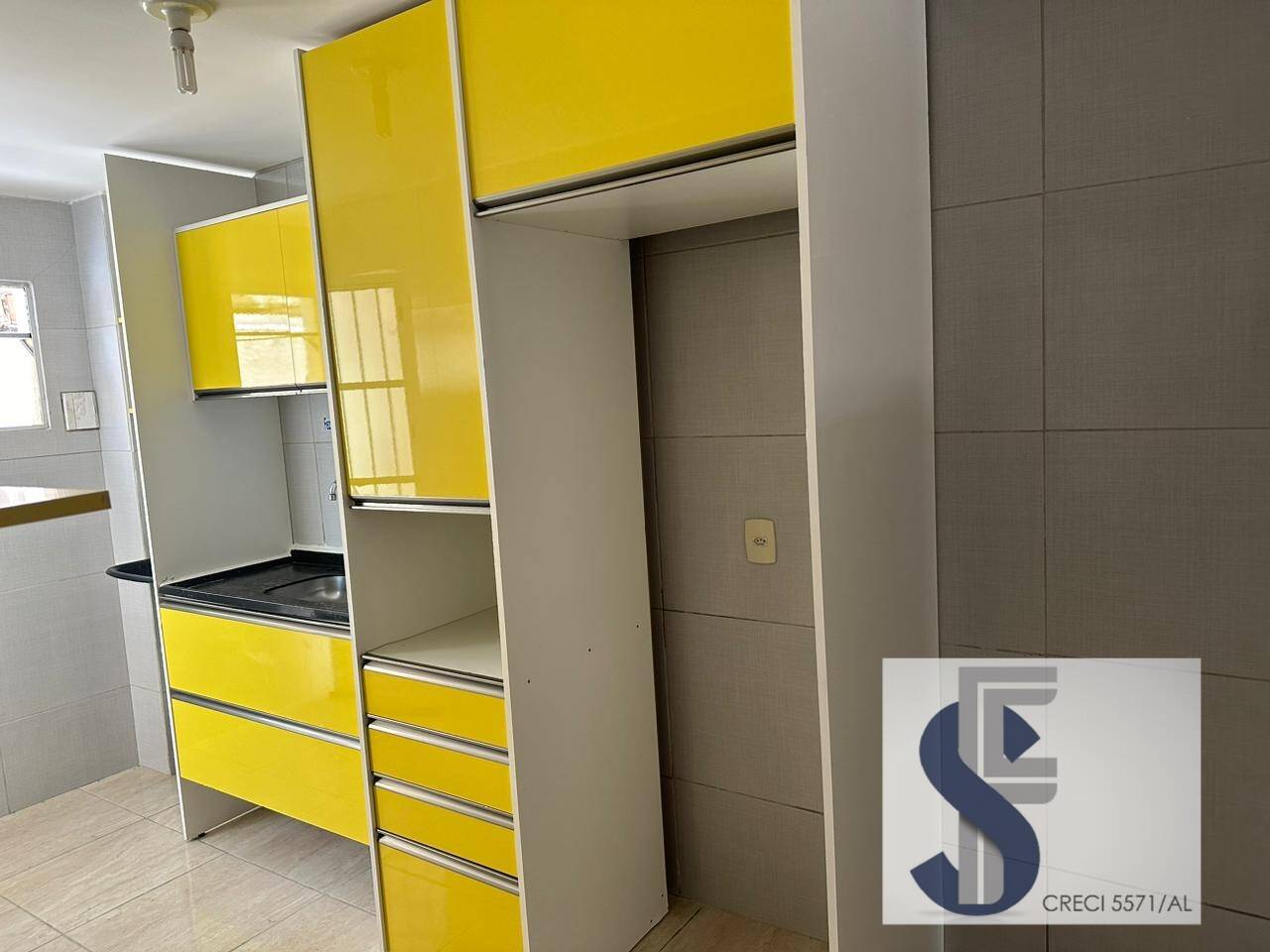 Apartamento à venda com 2 quartos, 61m² - Foto 11