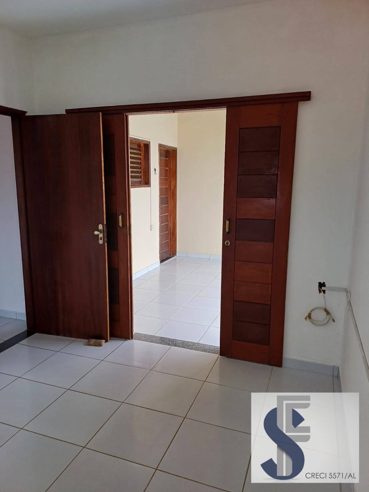 Casa à venda com 4 quartos, 160m² - Foto 23