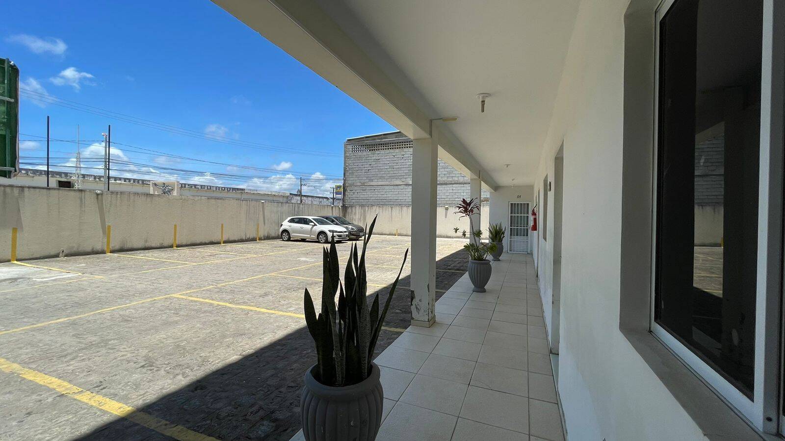 Apartamento à venda com 2 quartos, 61m² - Foto 22