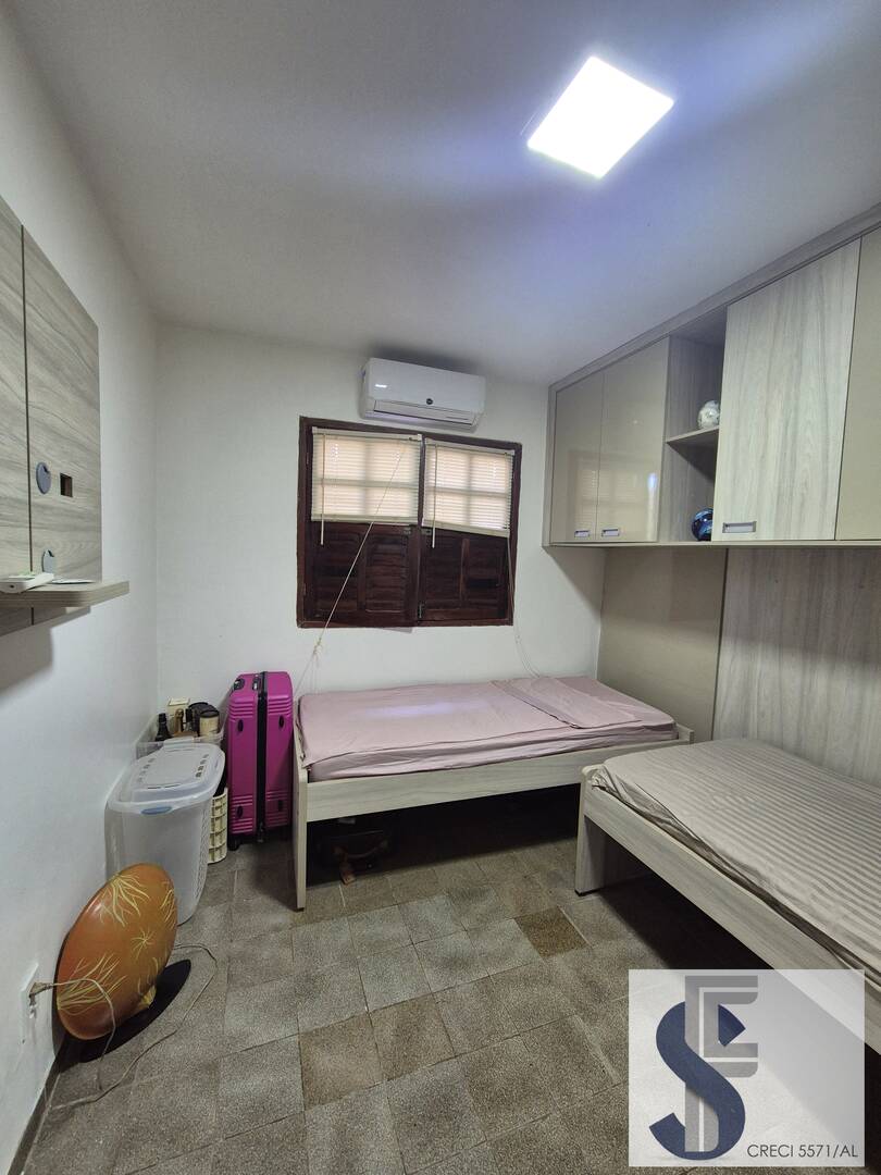 Apartamento à venda com 2 quartos, 70m² - Foto 2