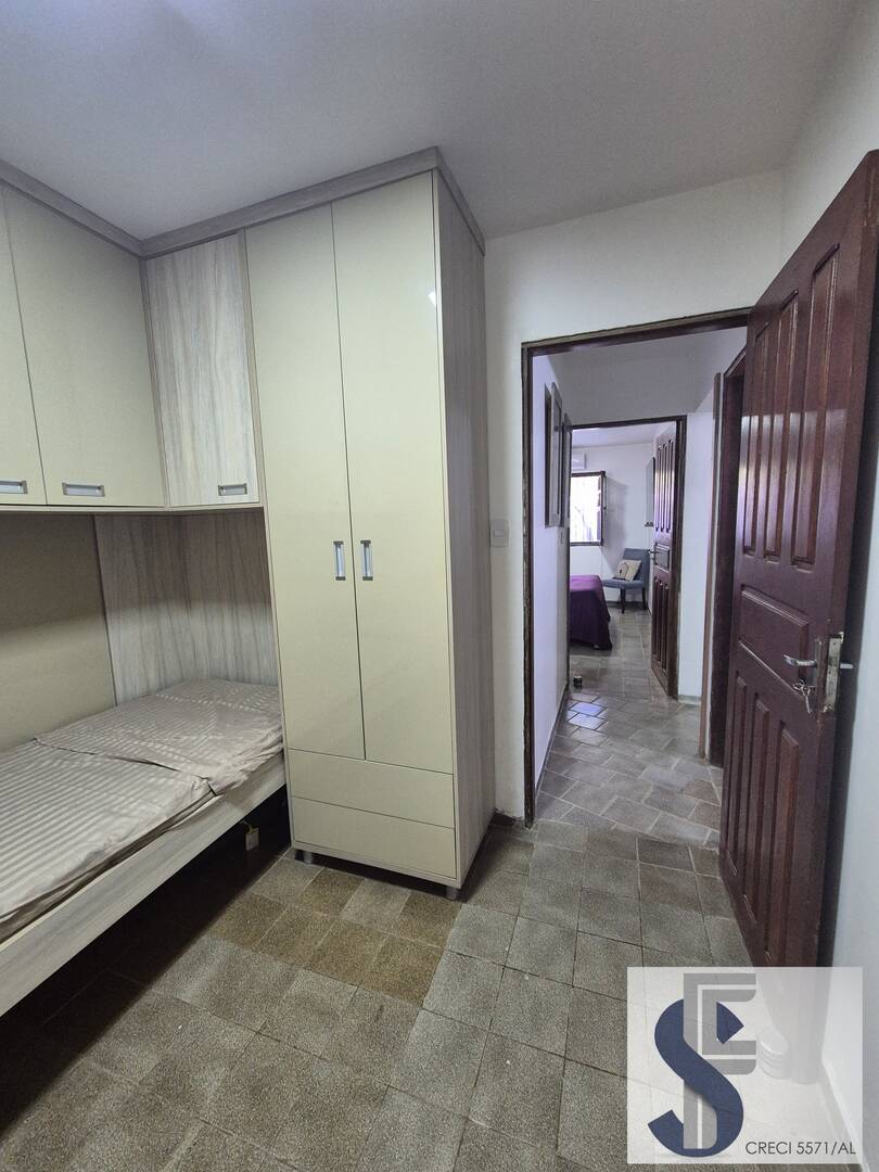 Apartamento à venda com 2 quartos, 70m² - Foto 3